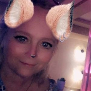 Meet your Posher, Annette